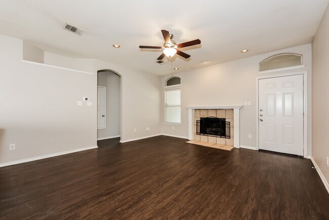 Photo - 2808 Earle Dr