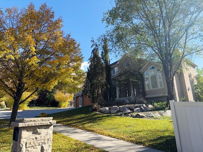 Photo - 1724 Ellerbeck Ln