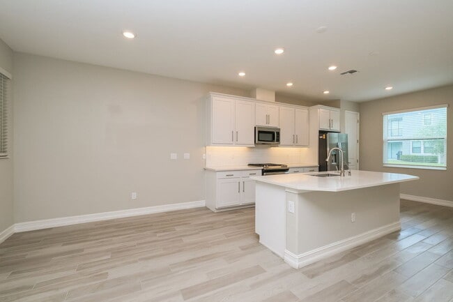 Photo - 4639 Almada Ln