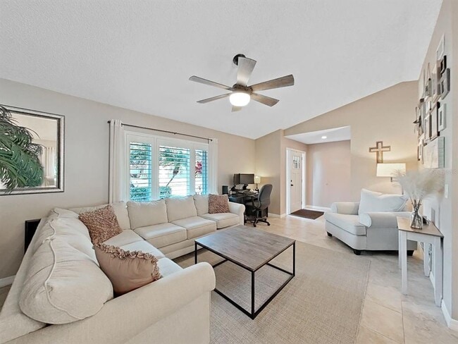 Photo - 308 Hammock Dr