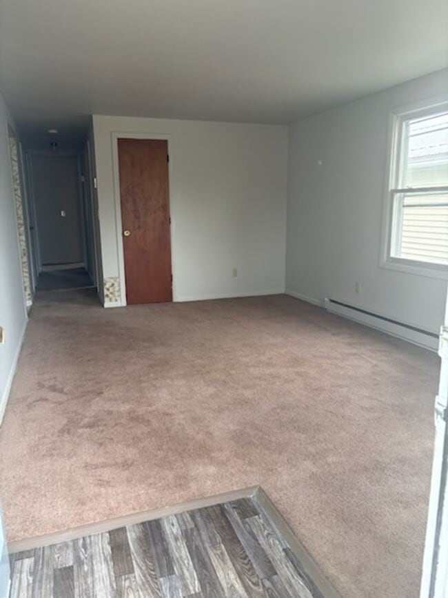 Photo - 1641 W 4th St