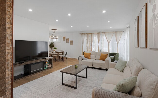 Photo - 7618 Beckwith Rd