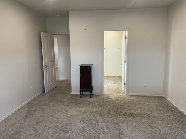 Photo - 3 Bedroom 2 Bath Rambler close to the Golf Course!