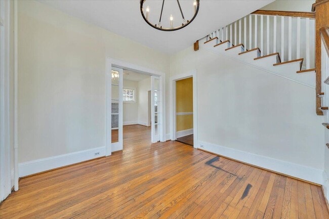 Photo - 1144 Wasena Ave SW