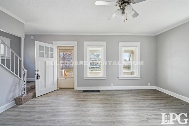 Photo - 630 Colima Dr