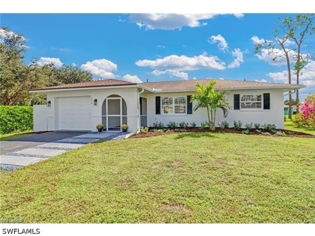 Building Photo - 250 Willowick Dr