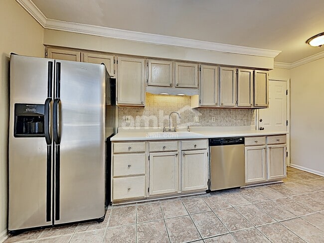 Photo - 10225 Highgate Cir