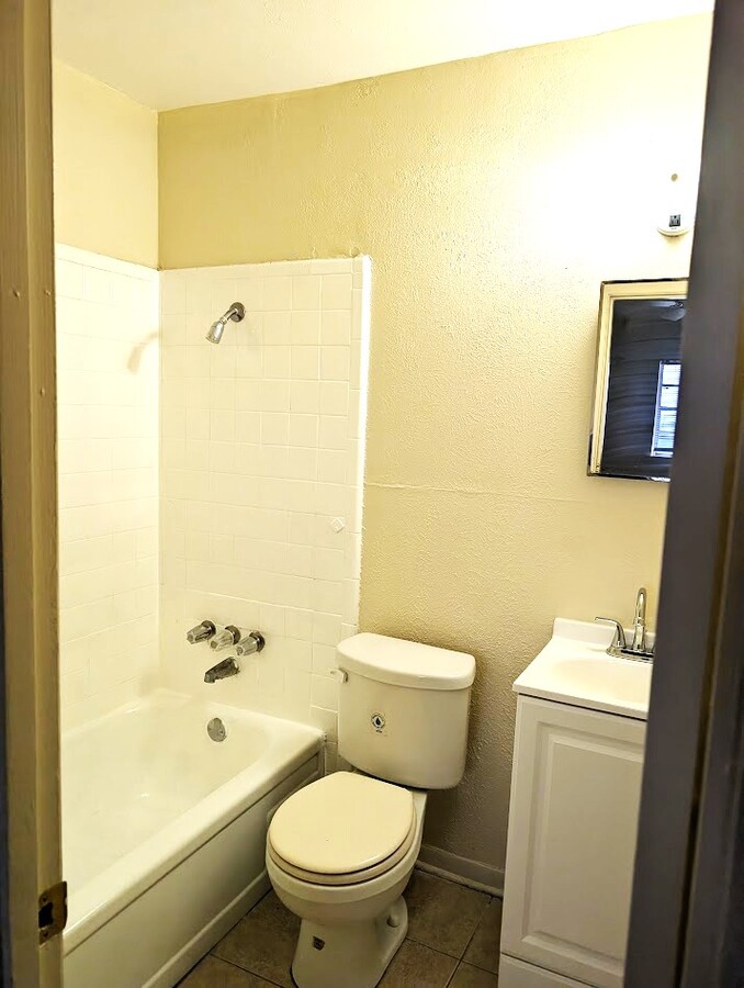 Photo - 101 N 3rd St Unit 11