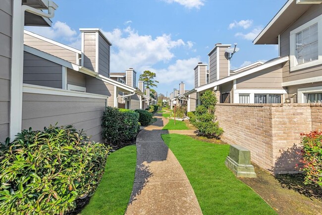 Photo - Peacock Hills Home