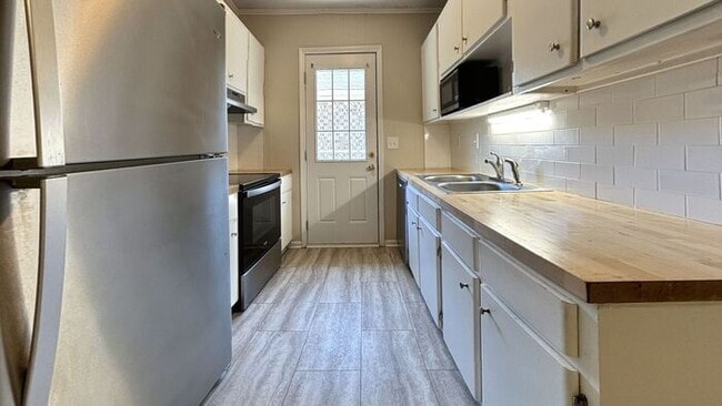 Photo - 2 bed / 1 bath ~ Just off of HWY 61