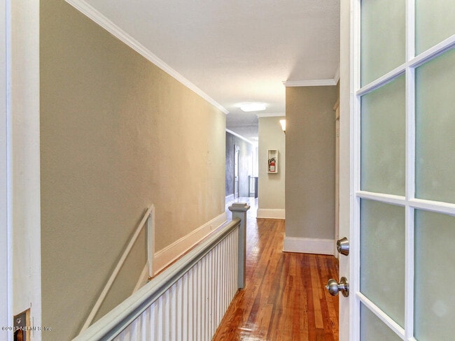 Photo - 2118 Herschel St