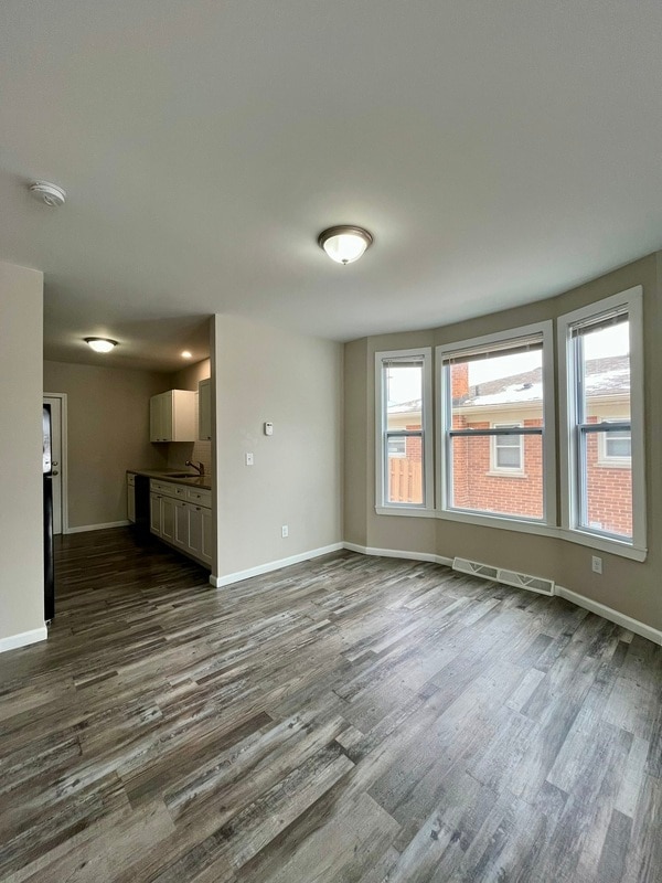 Photo - 13128 Balsam St