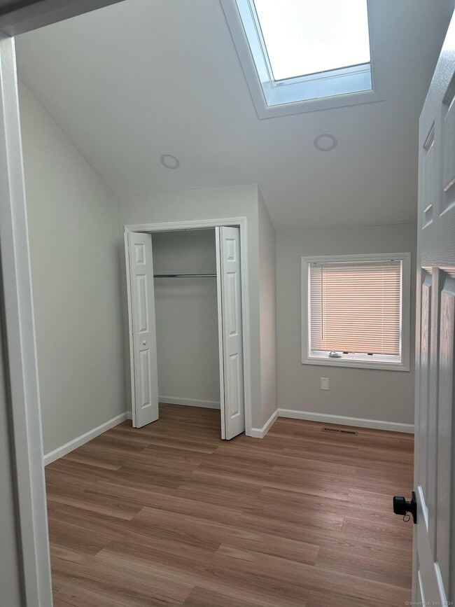 Photo - 585 Horton Hill Rd