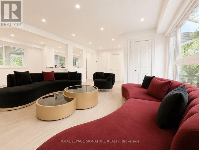 Photo - 932 Elgin St