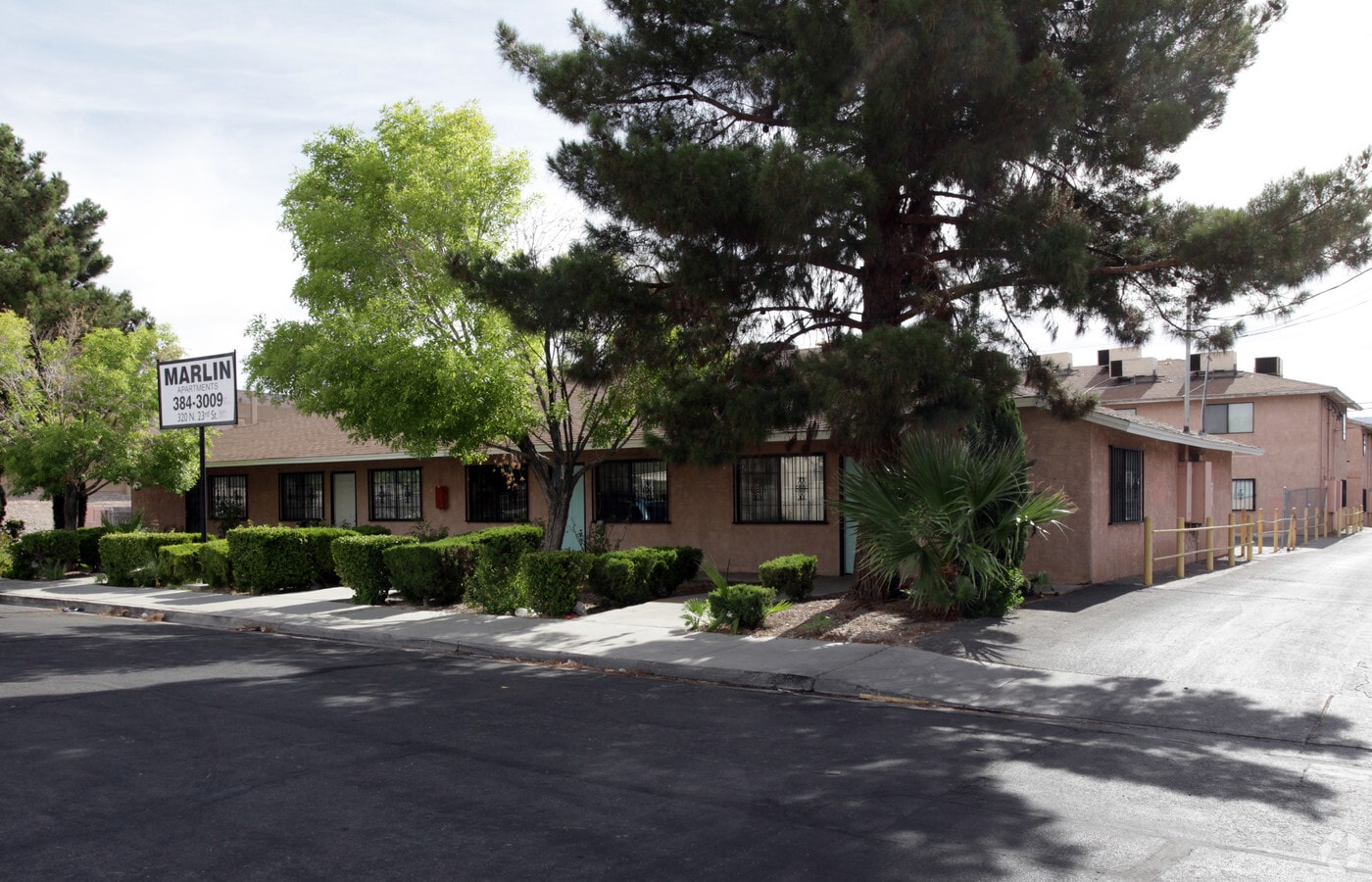 Photo - Marlin Apartments