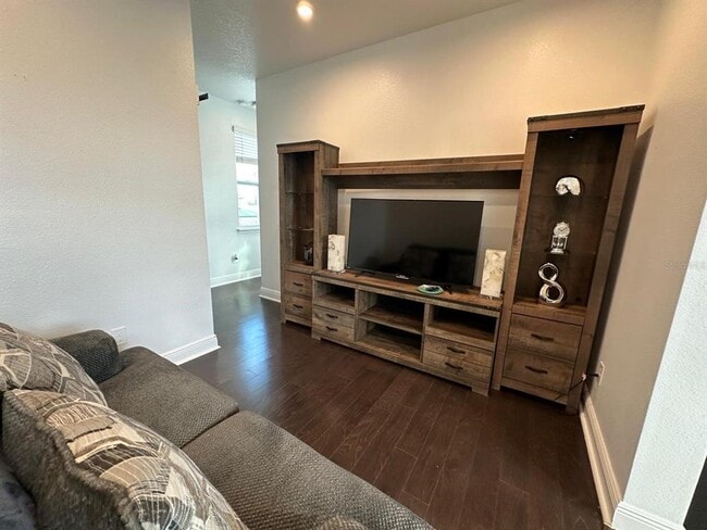 Photo - 8941 Sperry St