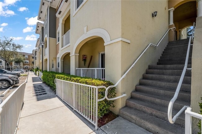 Photo - 10870 NW 88th Terrace Unit 227