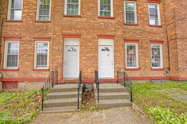 Photo - 34 Vliet St Apartment Unit A-1
