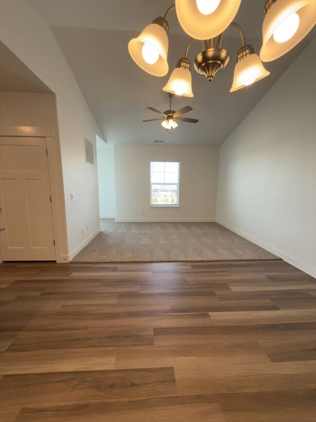 Photo - BRAND NEW Condo in Herriman!!!