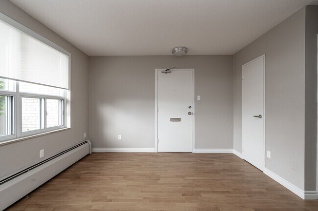 Photo - 109 Indian Rd Unit 403