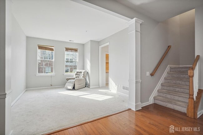 Photo - 1501 Gabriel Ln