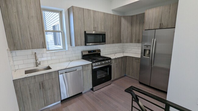 Photo - 2431 N Hancock St Unidad 1