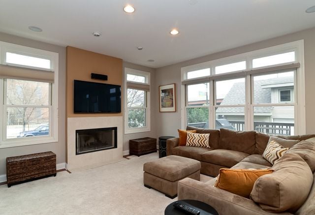 1401 S Emerald Ave