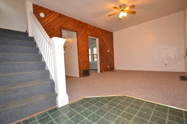 Photo - 567 Cross Ct