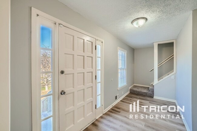 Photo - 135 Clearbrook Way