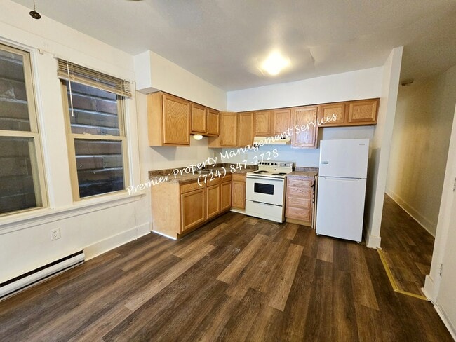 Photo - 179 N Elm St Unit A
