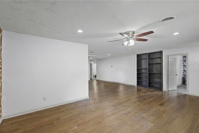 Photo - 6244 Trail Lake Dr