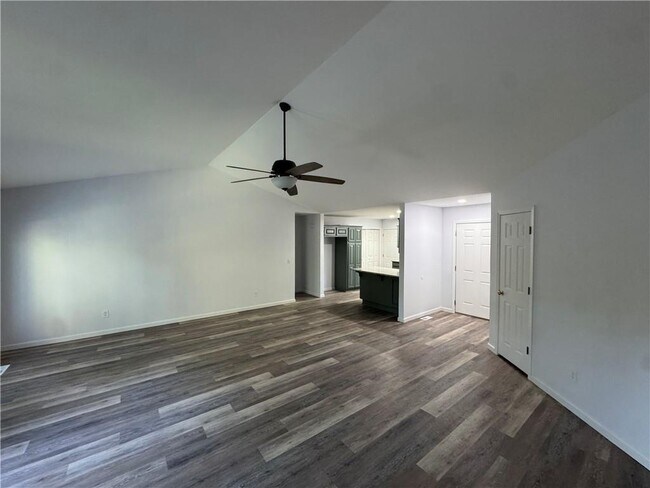 Photo - 26 Greenridge Ln