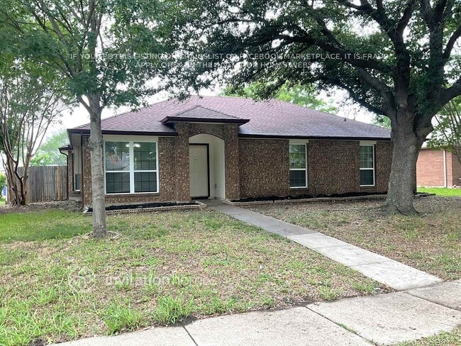 Photo - 611 Hanover Dr House