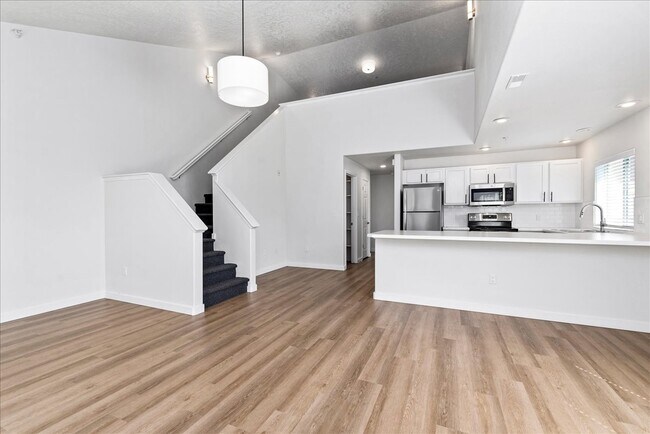 Photo - River Walk Apartments