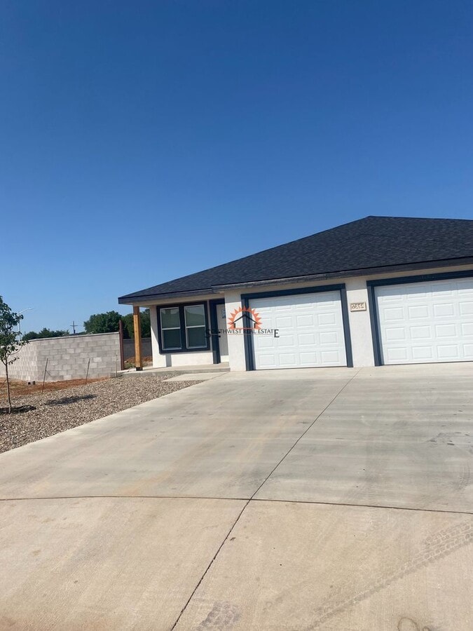 Photo - 2736 Aldrich Rd Unit A