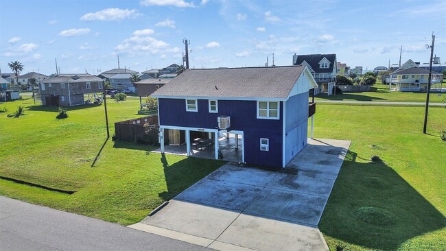 Photo - 16527 Lewis Scott Rd