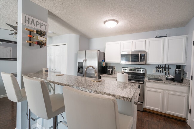 Photo - 7071 Quarry Ave NE