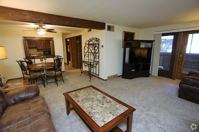 Living Room - Carriage Hill Apartments: A 55 and Better Community