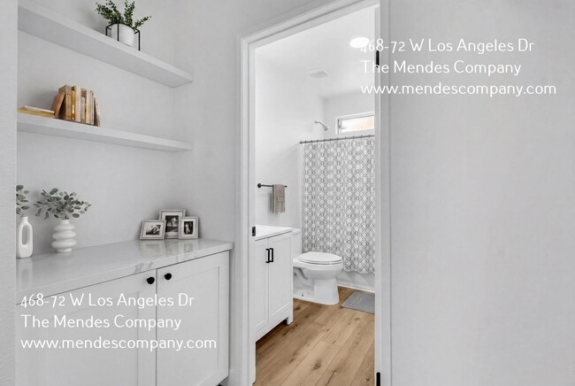 Photo - 468-72 W Los Angeles Dr Unit 3