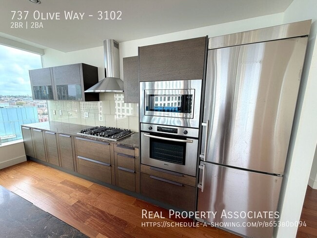 737 Olive Wy Unit 3102