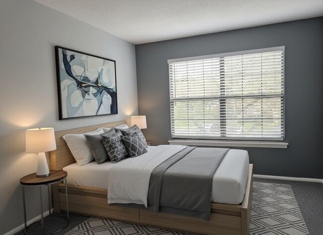 Photo - 447 Danbury Ln