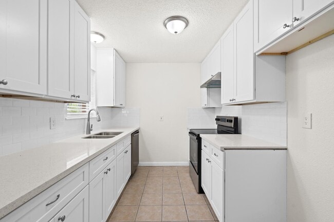Photo - 14181 Splenwood Dr