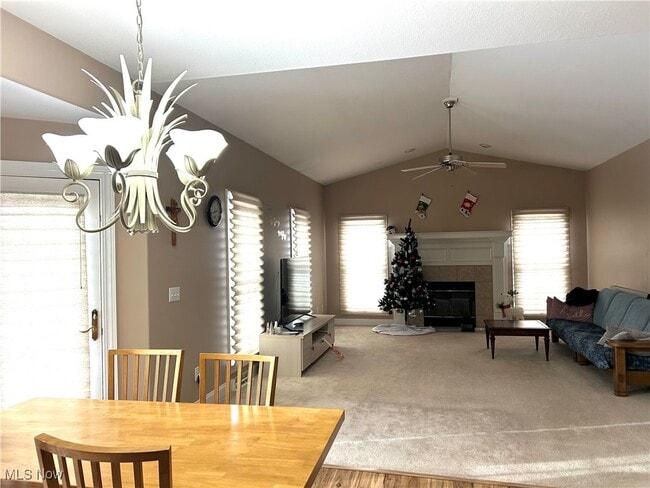 Photo - 325 Moccasin Trail