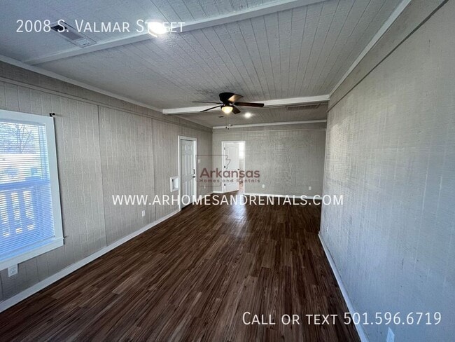 Photo - 2008 Valmar St