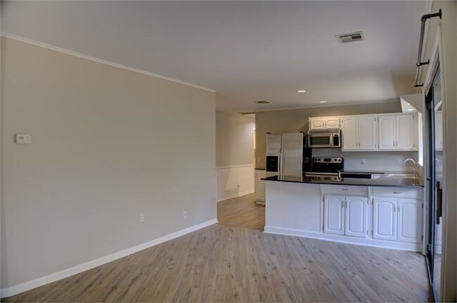 Photo - Beautiful Ranch-Style Rental in Marion Gardens!