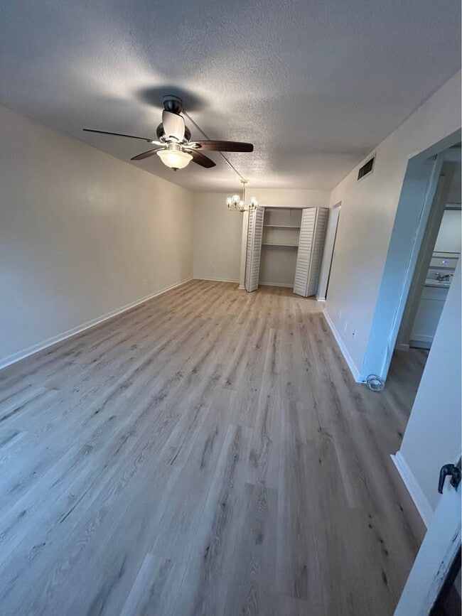 Building Photo - 1799 N Highland Ave Unit E103