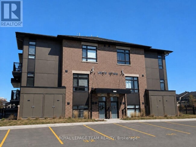 Photo - 55 Overberg Way Unit C