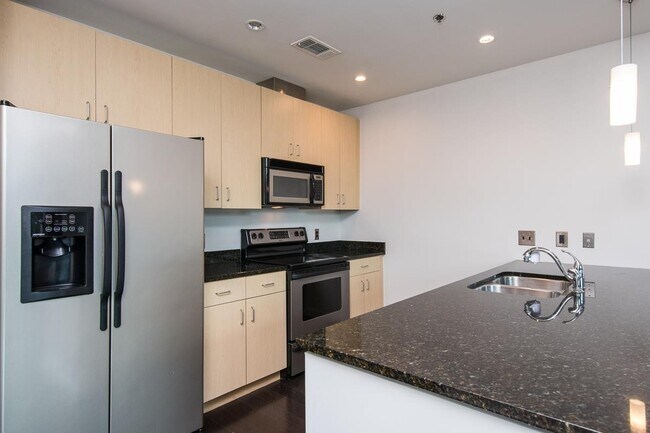 Photo - Beautiful Studio Condo In The Adelicia