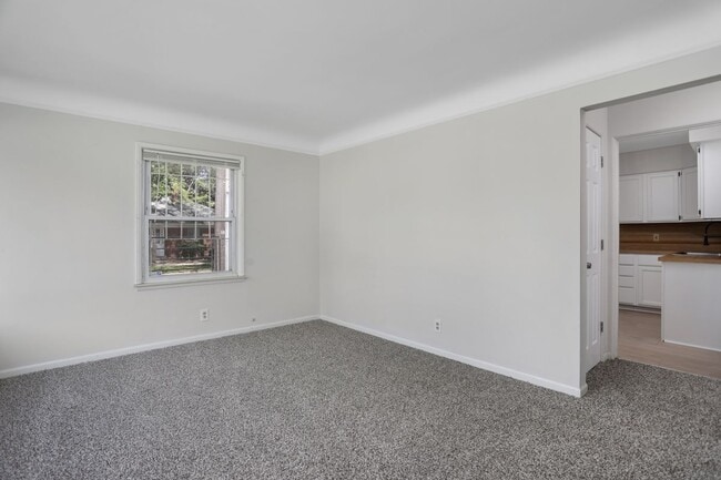 Photo - 12734 Riverview St