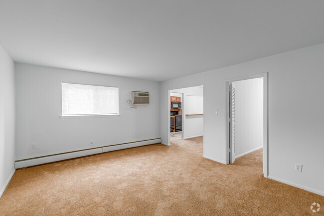 2BR, 1BA - 800SF - Living Room